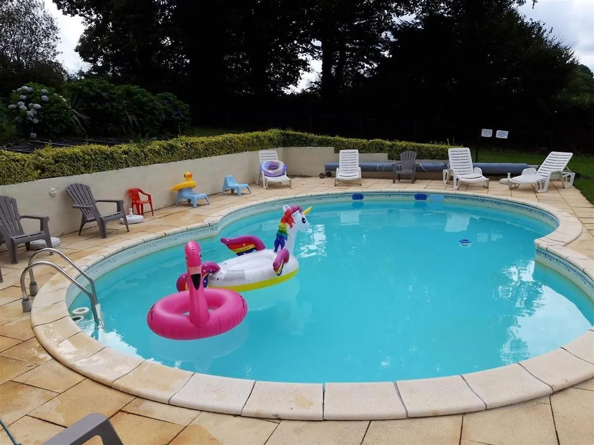Holiday home Chestnut Villa Langoelan France